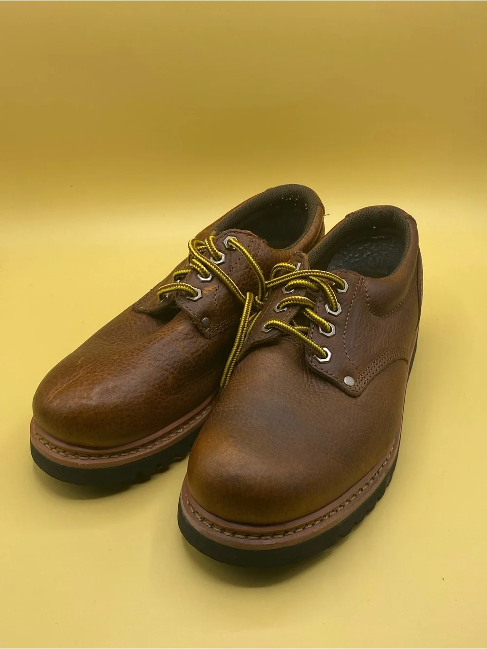 Elk Woods durable brown